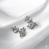 Aretes Nudo en Acero Inoxidable | Luna Bella Joyería