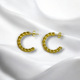 Aretes Dorados Hoop Trenzados  Acero Inoxidable | Luna Bella