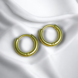 Aretes Dorados Hoop Lisos – Aros Clásicos | Luna Bella Joyería