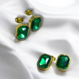 Aretes Esmeralda Geométricos en Acero Dorado | Luna Bella Joyería