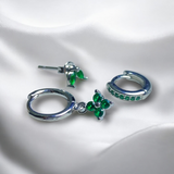 Set De Aretes Plateados Con Incrustaciones Y Dije De Flor | Luna Bella Joyería