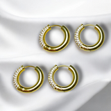 Aretes Tipo Aro Con Zirconias En Media Luna | Luna Bella Joyería