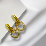 Aretes Dorados Con Aro Doble Y Zirconias | Luna Bella Joyería