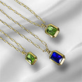 Collar Dorado con Dije Rectangular de Piedra Verde o Azul | Luna Bella Joyería