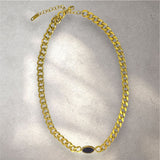 Choker Dorado de Cadena Gruesa con Dije Ovalado Negro | Luna Bella Joyería