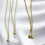 Collar Dorado con Dije de Utensilios Miniatura | Luna Bella Joyería