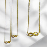 Collar Infinito Dorado en Acero Inoxidable | Luna Bella Joyería