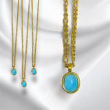 Collar Dorado con Dije Ovalado de Piedra Azul | Luna Bella Joyería