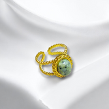 Anillo Ajustable Dorado con Piedra Natural Verde de Acero Inoxidable | Luna Bella Joyería