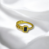 Anillo Dorado con Cadena y Placa Negra de Acero Inoxidable | Luna Bella Joyería