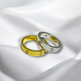 Anillo Dorado o Plateado con Zirconias de Acero Inoxidable | Luna Bella Joyería